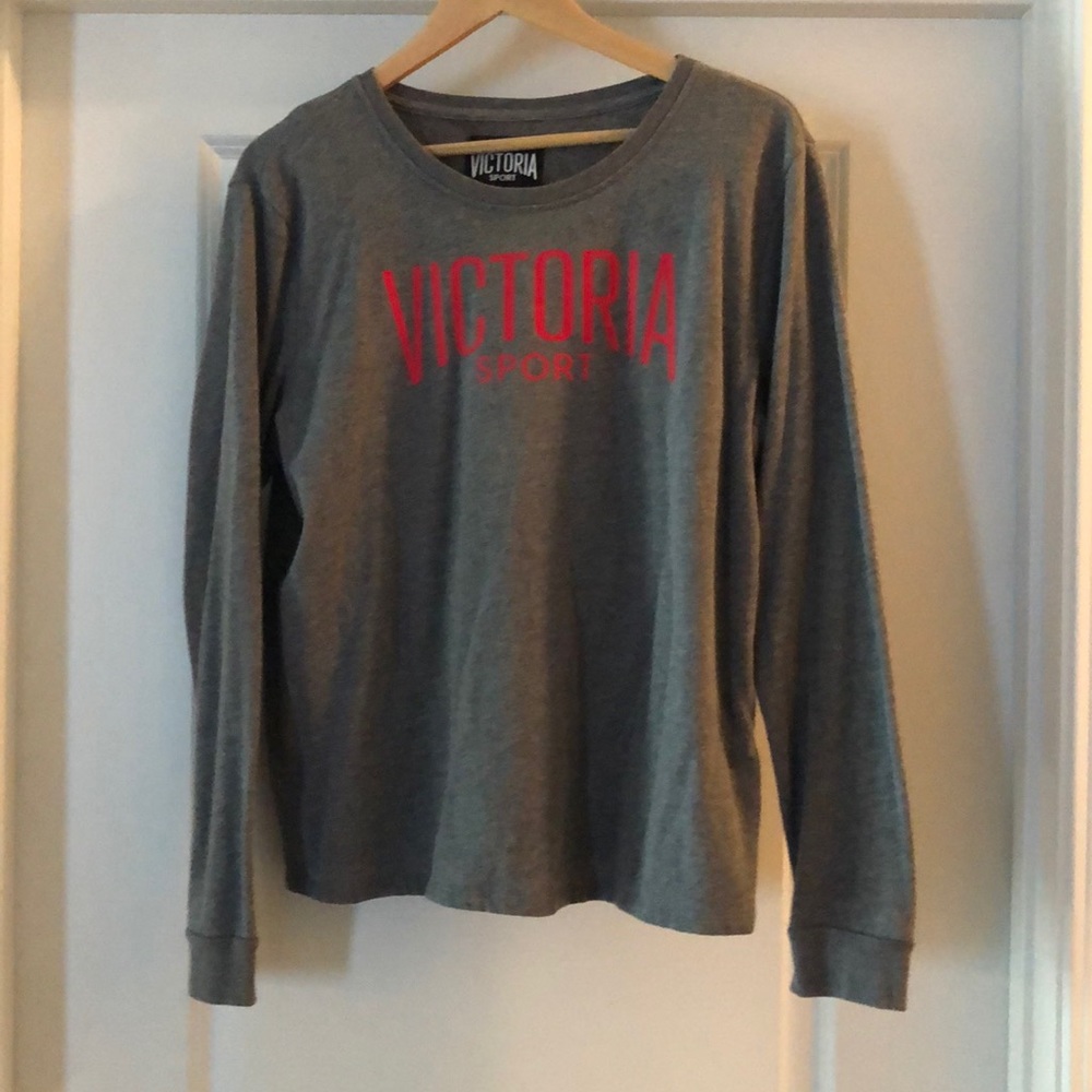**SOLD***Victoria Sport Lightweight Sweatshirt